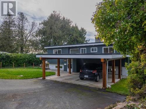 6765 Klahanie Drive, Powell River, BC - Outdoor With Facade