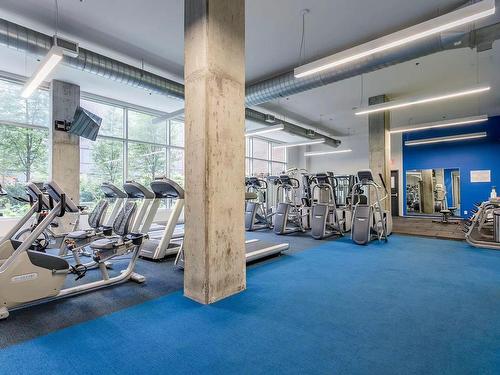 Exercise room - 463-1414 Rue Chomedey, Montréal (Ville-Marie), QC - Indoor Photo Showing Gym Room