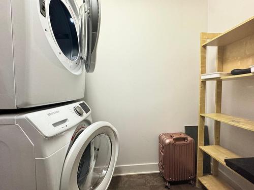 Laundry room - 463-1414 Rue Chomedey, Montréal (Ville-Marie), QC - Indoor Photo Showing Laundry Room