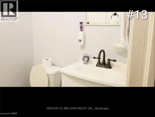 5082 St. Lawrence Avenue, Niagara Falls, ON -  Photo Showing Bathroom