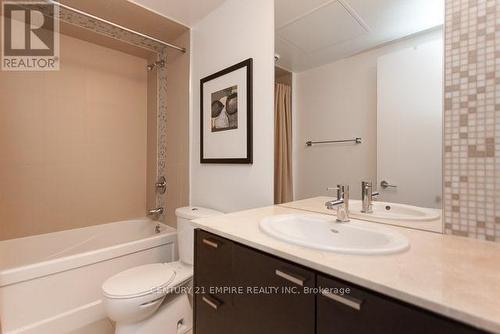 508 - 375 King Street W, Toronto, ON - Indoor Photo Showing Bathroom