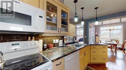 22 Thimbleweed Drive, Bayfield, ON - Indoor Photo Showing Kitchen