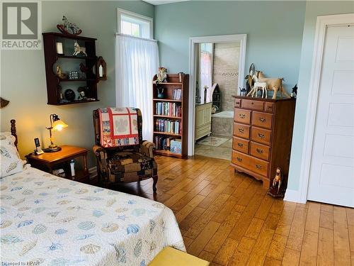 22 Thimbleweed Drive, Bayfield, ON - Indoor Photo Showing Bedroom
