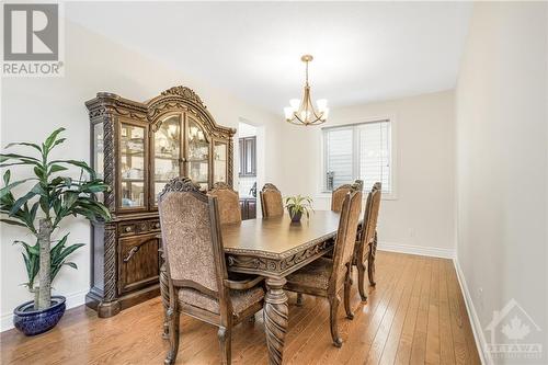 718 Beaudelaire Street, Ottawa, ON - Indoor Photo Showing Dining Room