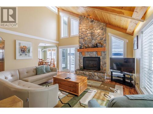 4595 Caverly Road, Lac La Hache, BC - Indoor Photo Showing Living Room With Fireplace