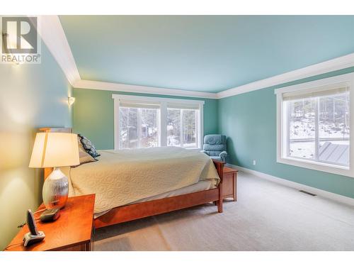 4595 Caverly Road, Lac La Hache, BC - Indoor Photo Showing Bedroom