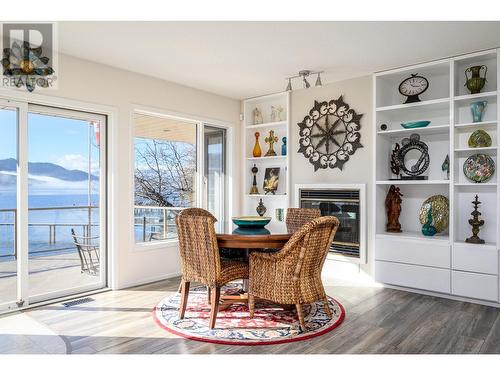 7448 Old Stamp Mill Road, Vernon, BC - Indoor Photo Showing Dining Room