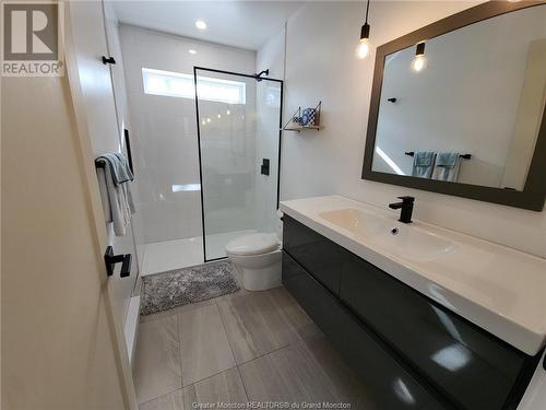 114 Route 133, Shediac, NB - Indoor Photo Showing Bathroom