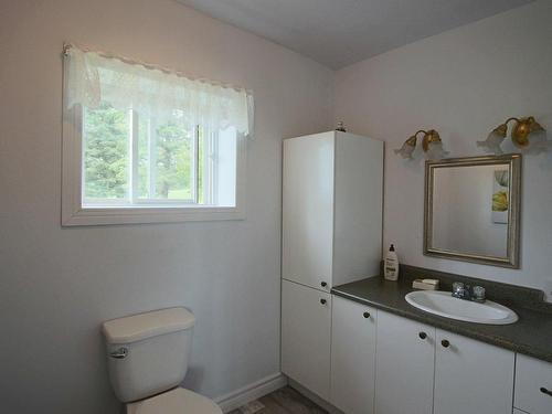 Powder room - 1190 Rg Double, Saint-Pamphile, QC - Indoor Photo Showing Bathroom