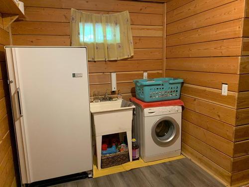 296 Trinity Valley Road, Lumby, BC - Indoor Photo Showing Laundry Room