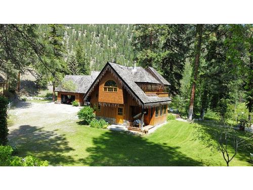 1070 Hayes Creek Place, Princeton, BC - Outdoor