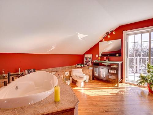 Salle de bains attenante Ã  la CCP - 625 Ch. Hervé, Piedmont, QC - Indoor Photo Showing Bathroom