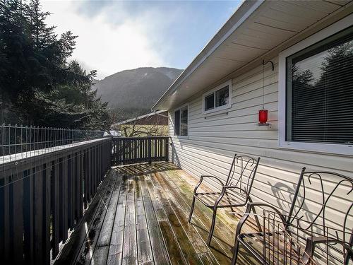 261 Ambleside Dr, Sayward, BC - Outdoor With Deck Patio Veranda With Exterior