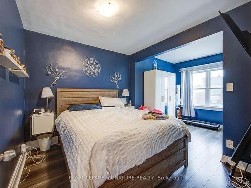 15 Delaware St, St. Catharines, ON - Indoor Photo Showing Bedroom