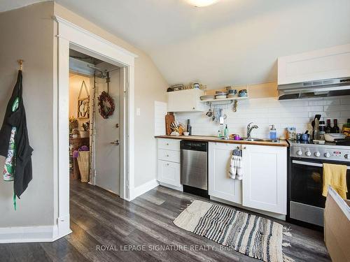 15 Delaware St, St. Catharines, ON - Indoor Photo Showing Kitchen With Stainless Steel Kitchen