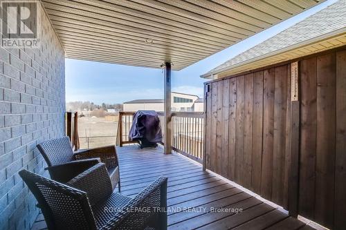 156 Glendale Drive E, Tillsonburg, ON - Outdoor With Deck Patio Veranda With Exterior
