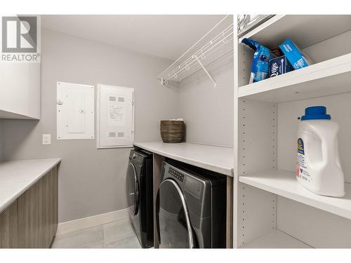 3475 Granite Close Unit# 108, Kelowna, BC - Indoor Photo Showing Laundry Room