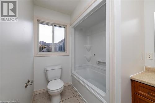 789 Oakwood Drive, Port Elgin, ON - Indoor Photo Showing Bathroom