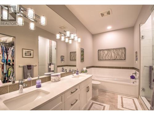 3983 Mckechnie Drive, Armstrong, BC - Indoor Photo Showing Bathroom