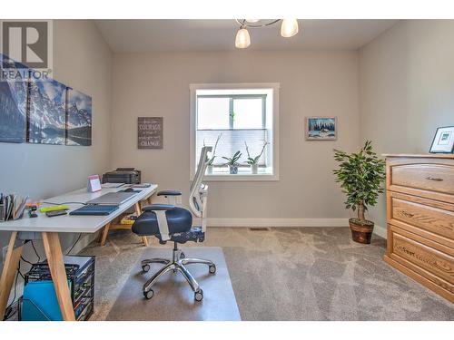 3983 Mckechnie Drive, Armstrong, BC - Indoor Photo Showing Office