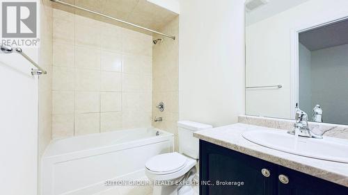 78 Macklin St, Brantford, ON - Indoor Photo Showing Bathroom