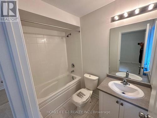 136 Limestone Lane, Shelburne, ON - Indoor Photo Showing Bathroom