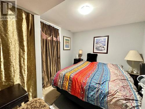 621 Schneider Road, Keremeos, BC - Indoor Photo Showing Bedroom