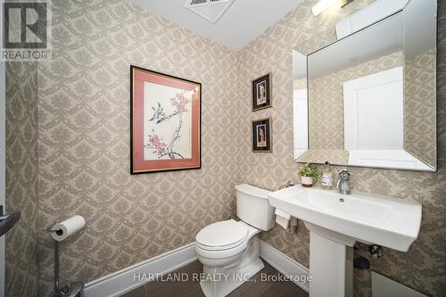 #603 -3500 Lakeshore Rd W, Oakville, ON - Indoor Photo Showing Bathroom