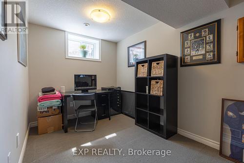 166 Tarry Pkwy, Aylmer, ON - Indoor Photo Showing Office