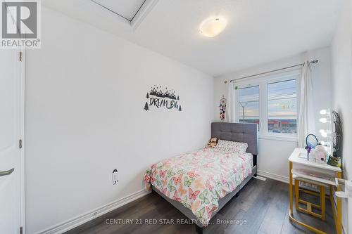 44 - 120 Court Drive, Brant, ON - Indoor Photo Showing Bedroom