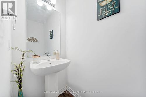 44 - 120 Court Drive, Brant, ON - Indoor Photo Showing Bathroom