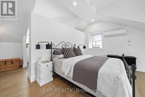 60 Bakker Road, Prince Edward County, ON - Indoor Photo Showing Bedroom