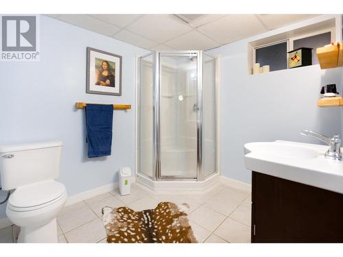 1432 Hemlock Street, Prince George, BC - Indoor Photo Showing Bathroom