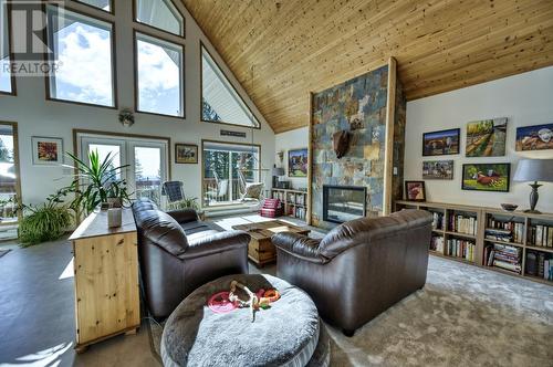 260 Ore House Road Lot# 45, Oliver, BC - Indoor Photo Showing Living Room With Fireplace