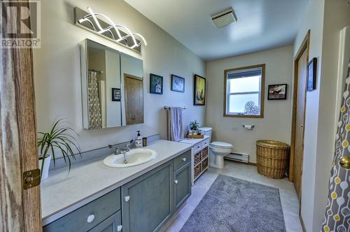 260 Ore House Road Lot# 45, Oliver, BC - Indoor Photo Showing Bathroom