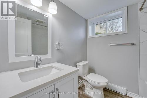 110 Union St, Greater Napanee, ON - Indoor Photo Showing Bathroom