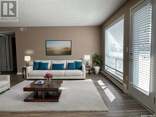 102 6709 Rochdale Boulevard, Regina, SK - Indoor Photo Showing Living Room