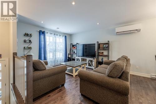30 Denehurst Street, Paradise, NL - Indoor Photo Showing Living Room