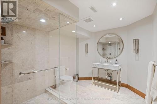 90 Oaklands Park Crt, Burlington, ON - Indoor Photo Showing Bathroom