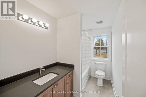 11 Locke Ave, Clearview, ON - Indoor Photo Showing Bathroom