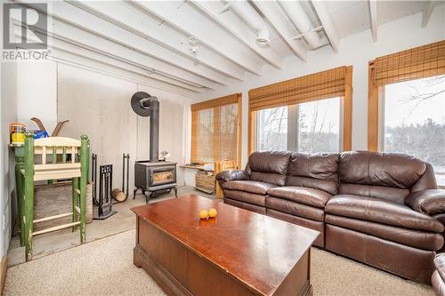 72 Stringers Lane, Burnstown, ON - Indoor Photo Showing Living Room