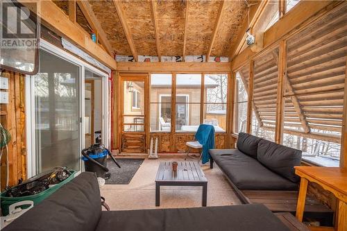 Enclosed deck/porch - 72 Stringers Lane, Burnstown, ON - Indoor Photo Showing Living Room