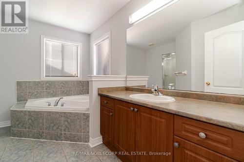 16 Ocean Ridge Dr, Brampton, ON - Indoor Photo Showing Bathroom