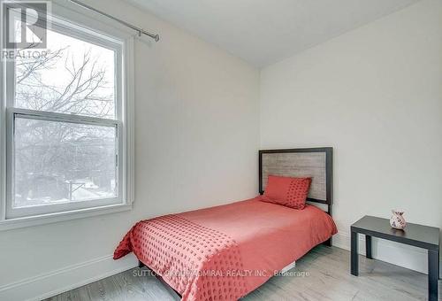 738 Cannon St E, Hamilton, ON - Indoor Photo Showing Bedroom