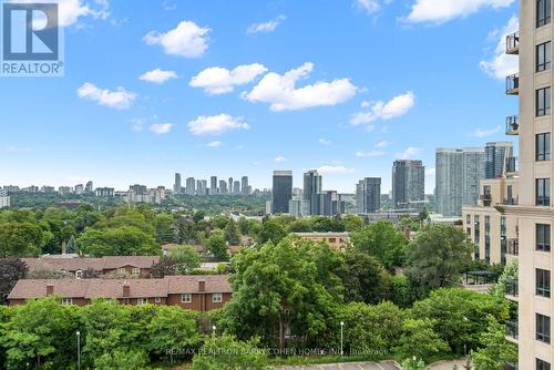 805C - 662 Sheppard Avenue E, Toronto, ON - Outdoor With View