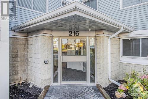 216 Viewmount Drive Unit#104, Ottawa, ON - Outdoor With Exterior