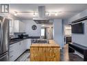 780 Coronation Avenue, Kelowna, BC  - Indoor Photo Showing Kitchen 