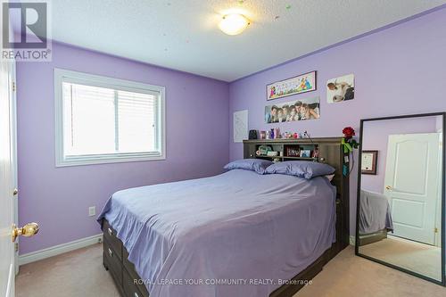157 Manorheights Street, Richmond Hill, ON - Indoor Photo Showing Bedroom