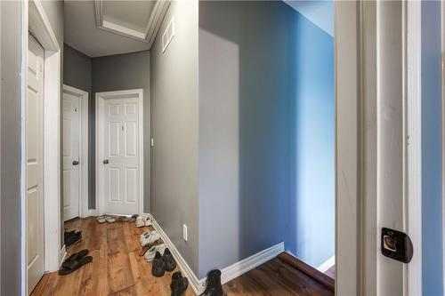 9 Chestnut Street E, St. Catharines, ON - Indoor Photo Showing Other Room