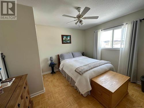 297 Roche St, Matachewan, ON - Indoor Photo Showing Bedroom